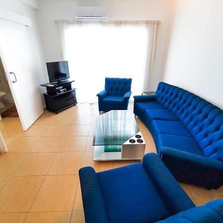Off Course Seaview Apartment Larnaca Eksteriør billede