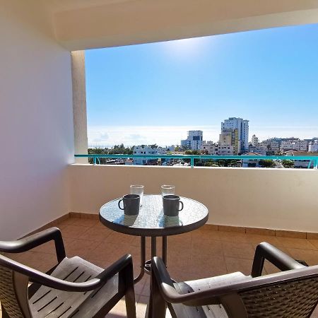 Off Course Seaview Apartment Larnaca Eksteriør billede