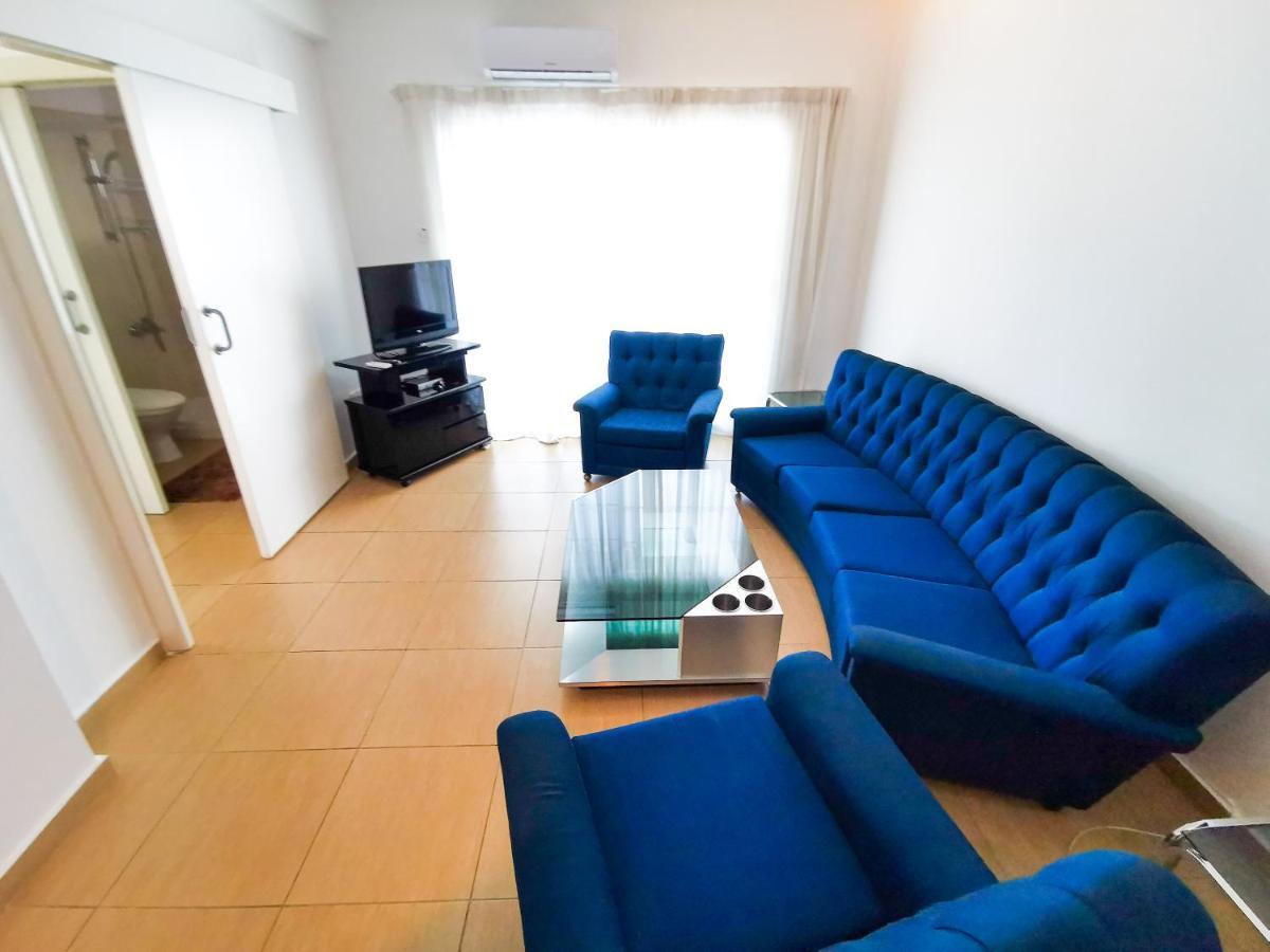 Off Course Seaview Apartment Larnaca Eksteriør billede